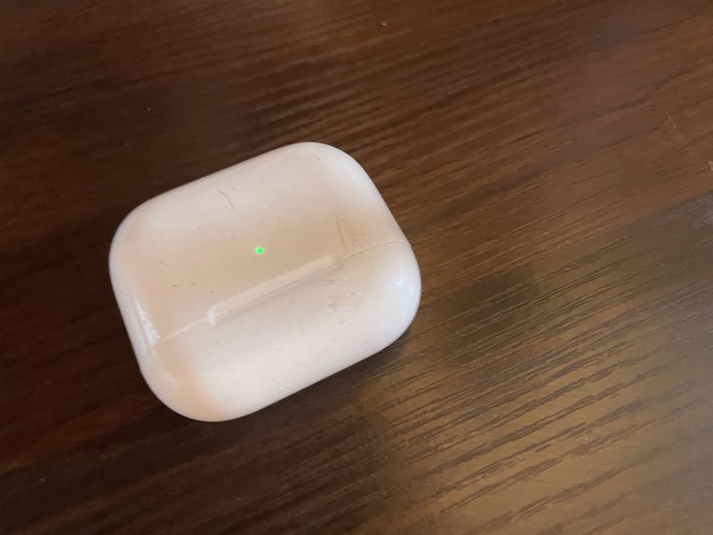 Кэйс air pods 3 pro оригинал