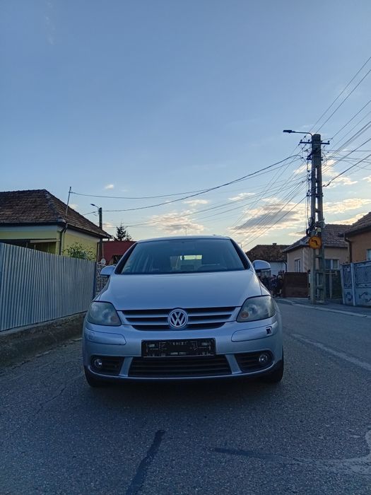 Wolkswagen golf 5 plus