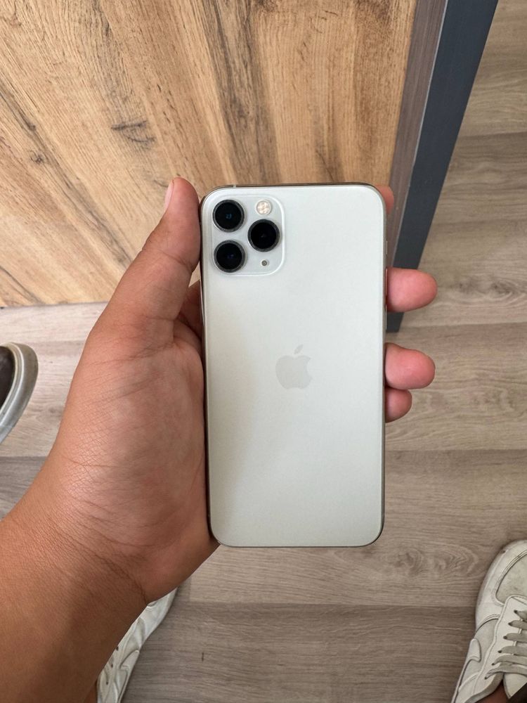 Iphone 11pro sotiladi
