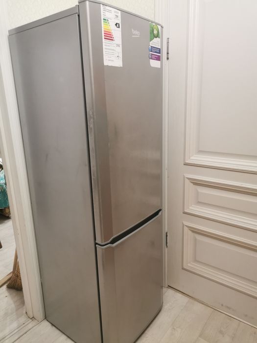 Продам холодильник