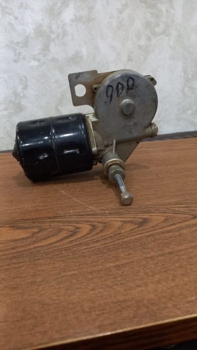 Продам стеклоочиститель 12в