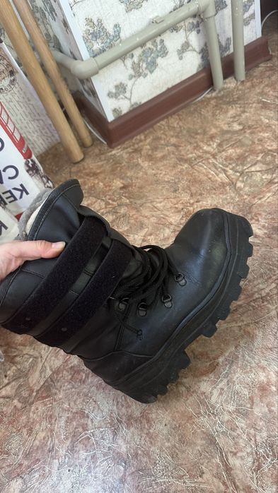 Продается берцы лось.