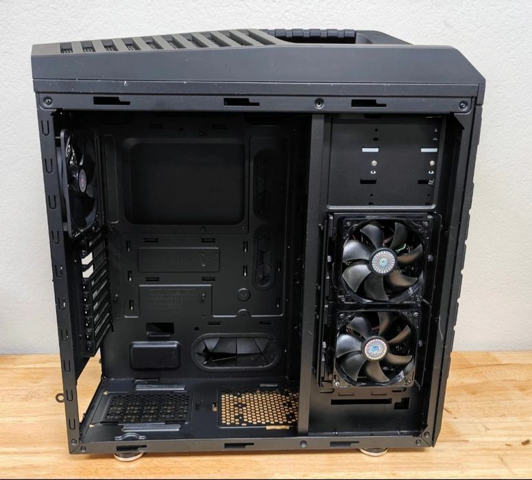 Carcasa Cooler Master Trooper Rtx Amd Intel Corsair Seasonic Phanteks