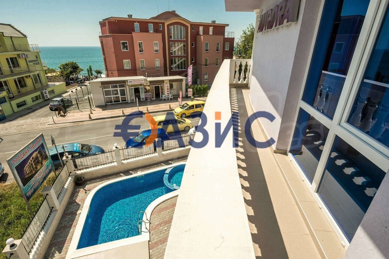 Продава се Едностаен апартамент в Несебър - 46 кв.м за 1500 €/кв.м - Снимка #12