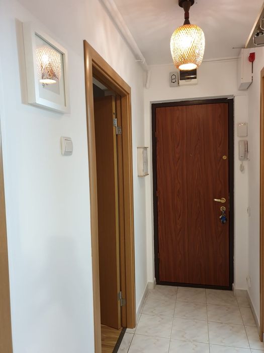 Garsoniera/Studio 40 mp, zona Nord, Floreasca, loc parcare