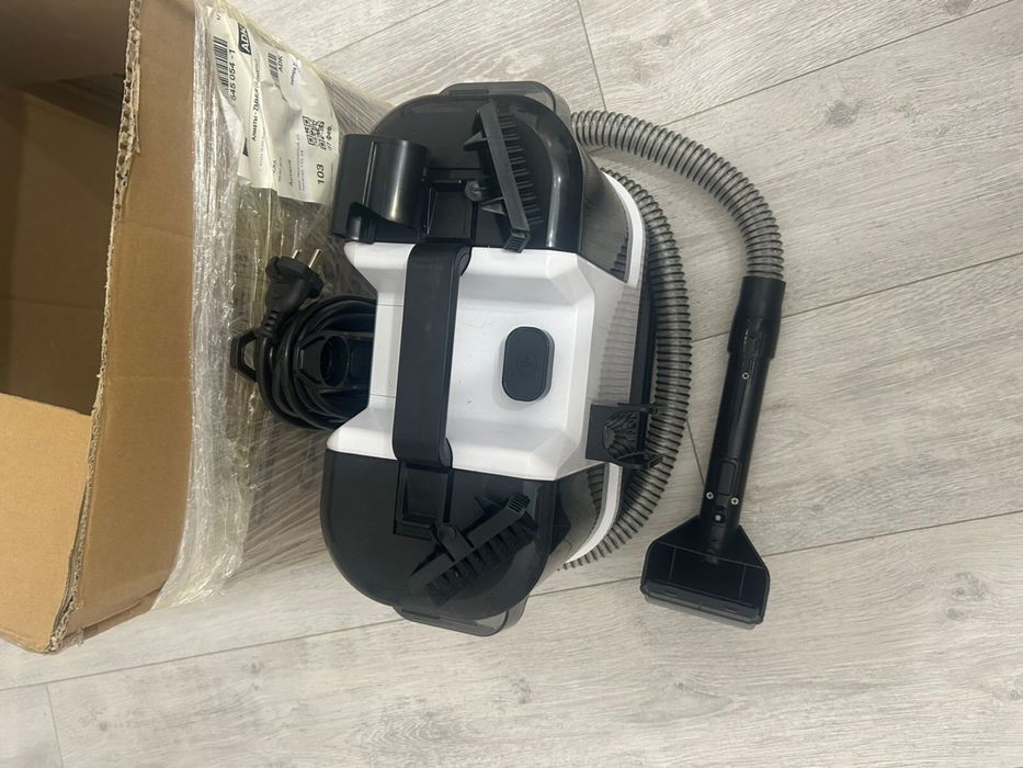 Чистящий моющий пылесос