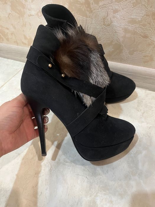 Ботильоны замшевые зимние 37 р.