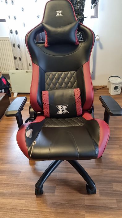 Scaun gaming Serioux piele