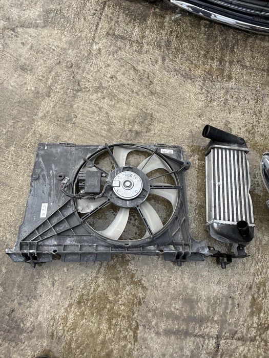 броня/фарове/кулер/перка/решетка за toyota autis