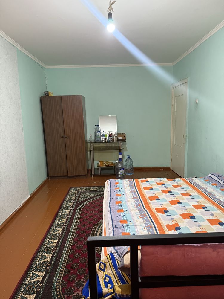 СРОЧНАЯ ПРОДАЖА, 3 комнатная кравтира, Город Чирчик, 1-й микрарайон