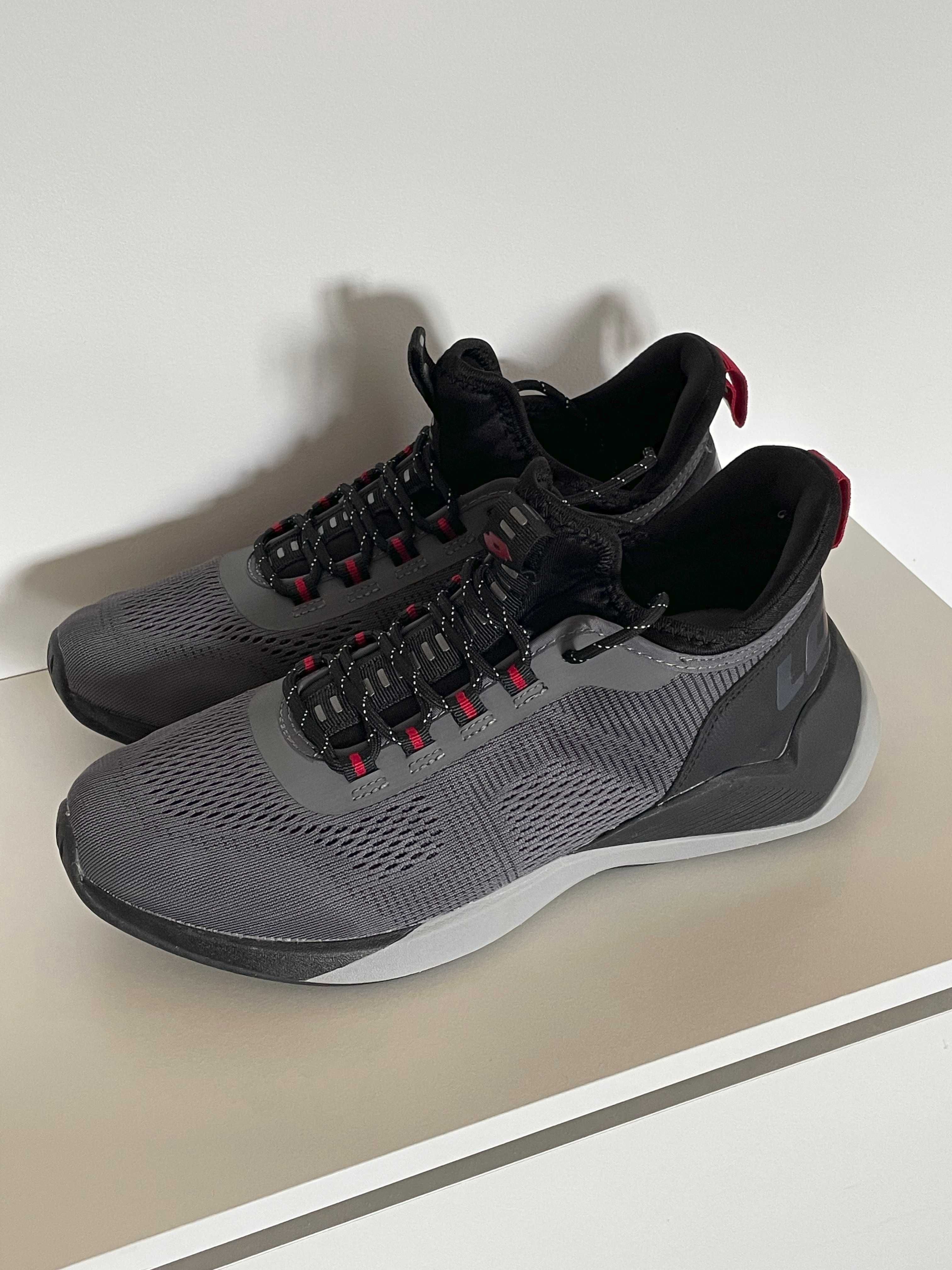 Pantofi sport originali Lotto, mărimea 42.5 EU – NOI, nepurtați!