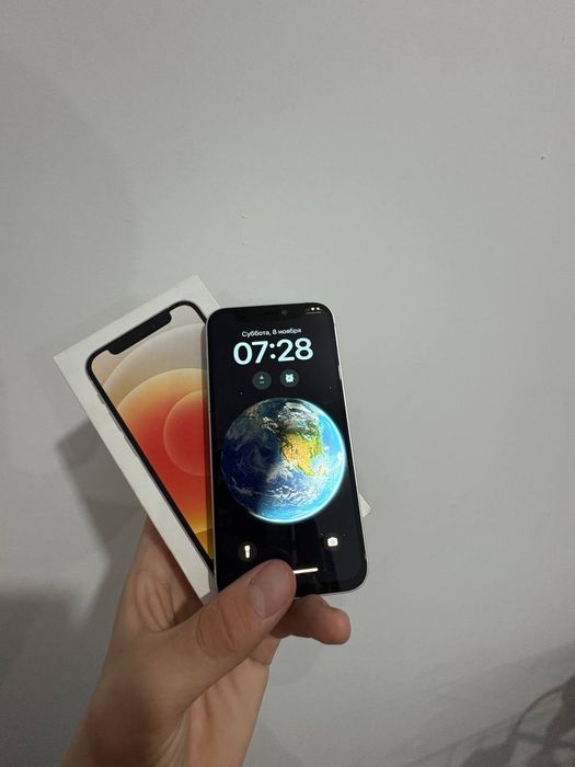 продам айфон 12мини