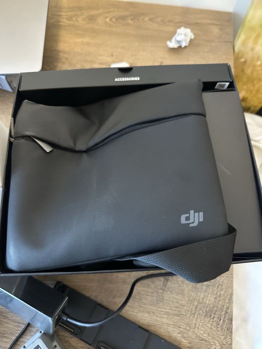 Drona Dji Air 2S more combo,2 acumulatori,hub, accesorii sigilate.