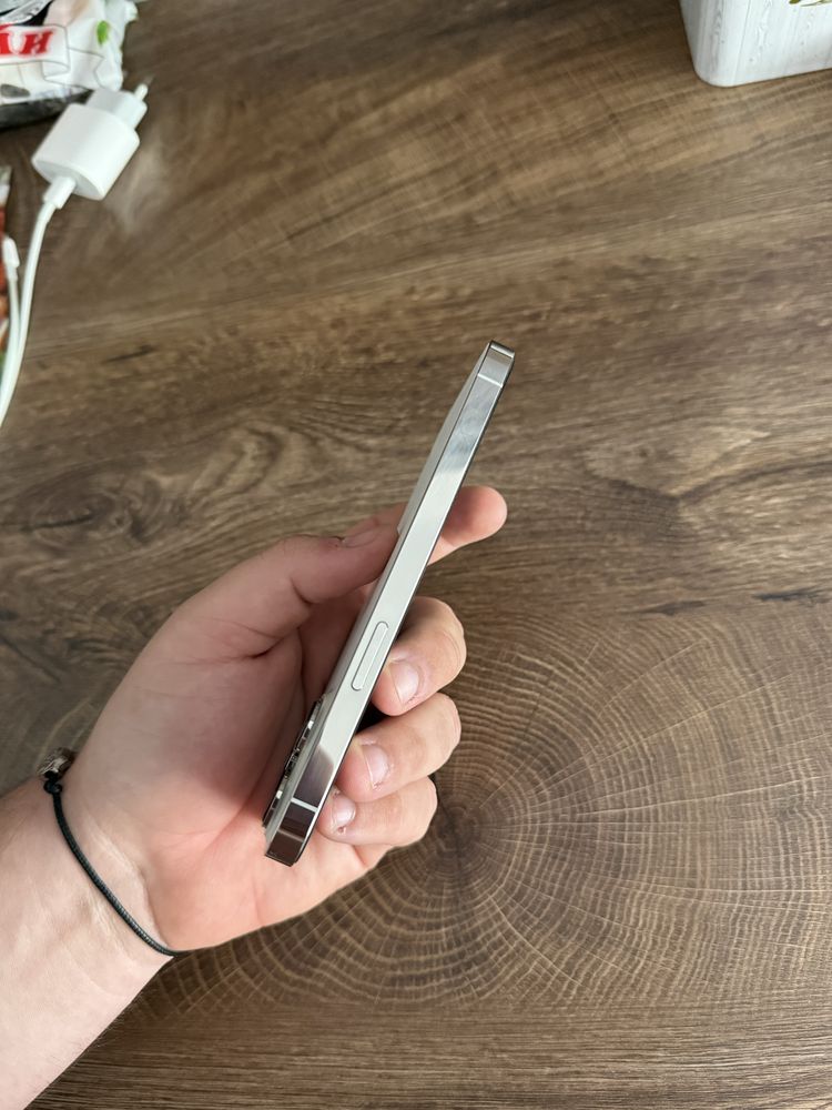 iPhone 13 PRO запазен