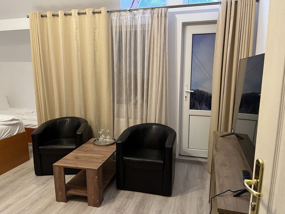 Cazare cabana/camere individuale Poiana Brasov aproape de partie