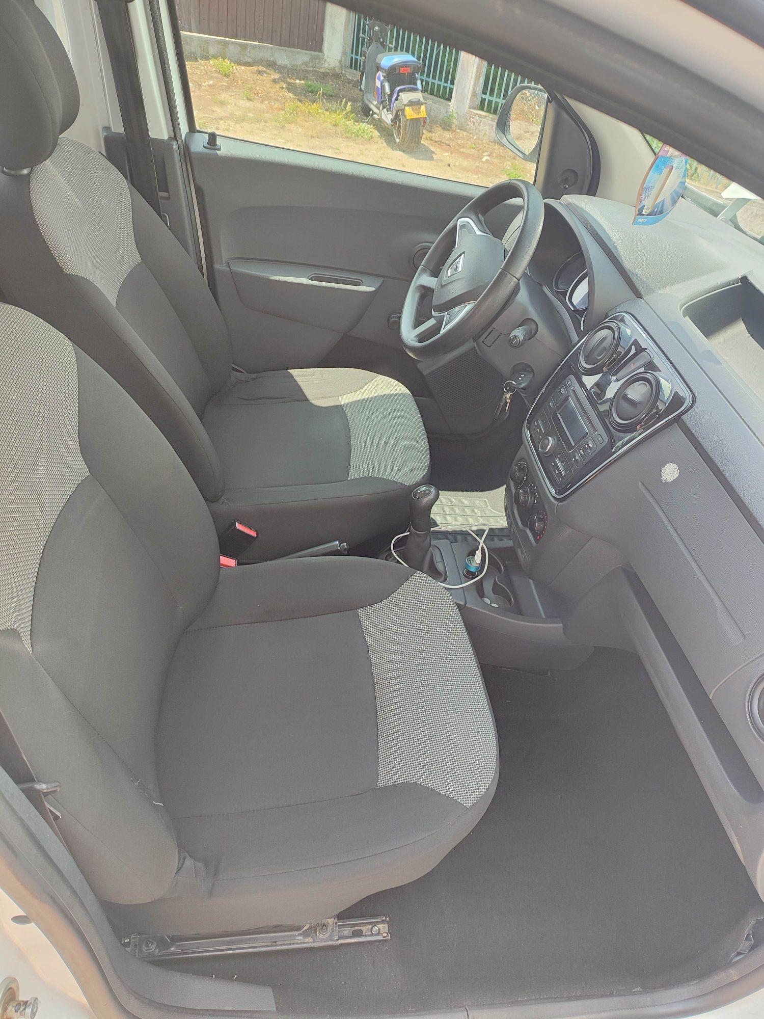 Dacia Dokker 1.6 Sce 102cp