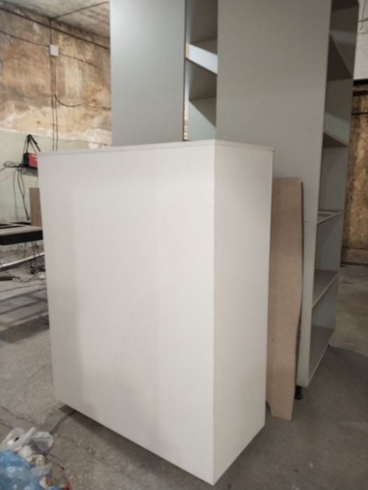 Шкаф  и принимаем на заказы