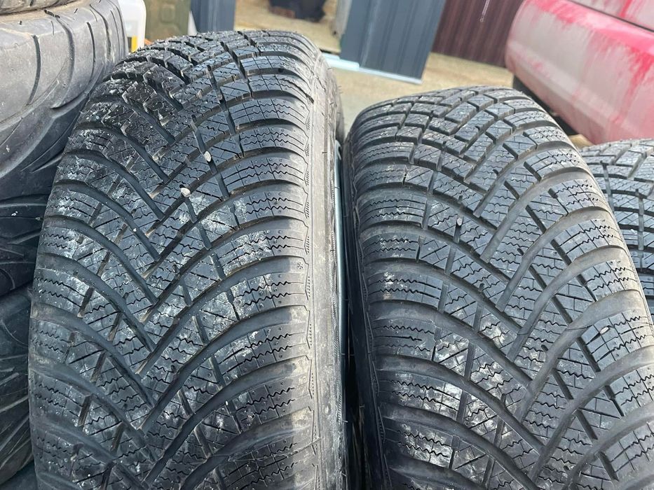 Roți de iarnă complete 195/65/15 5x112