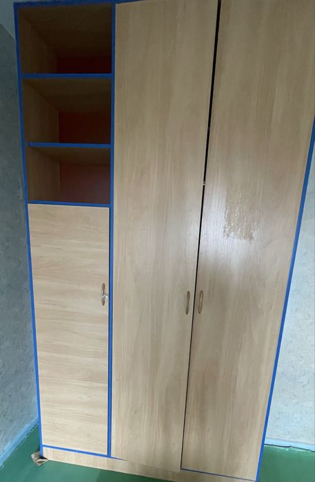 Продам шкаф недорого