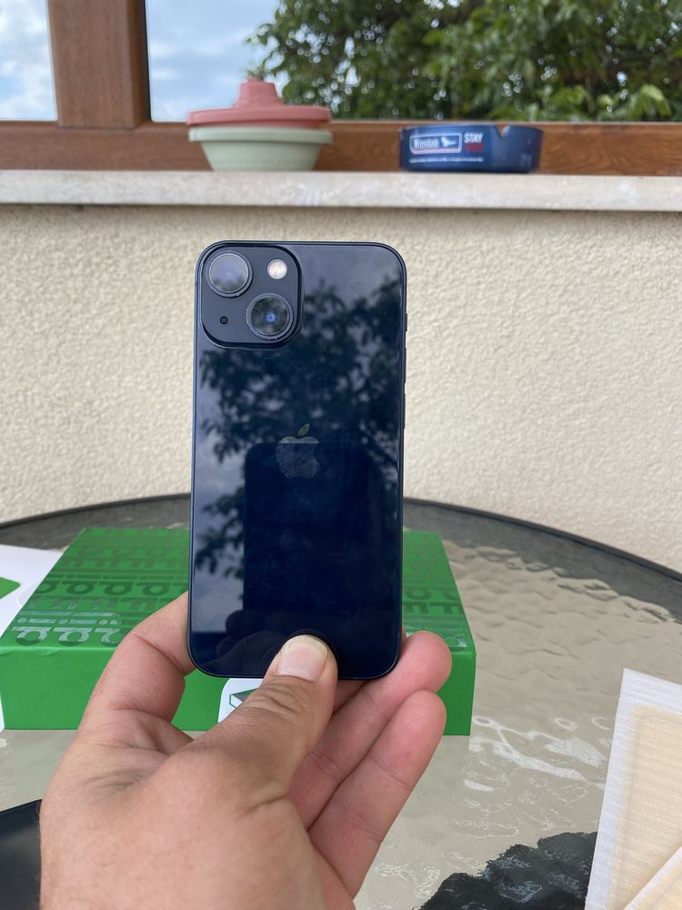 Iphone 13 mini- 2 години гаранция.