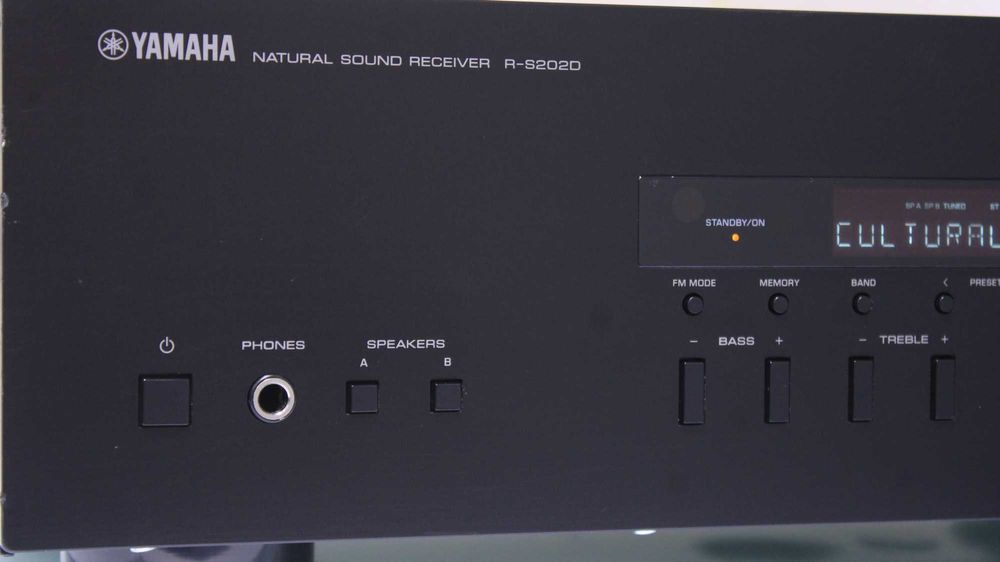 Statie Yamaha 2x100W Bluetooth.