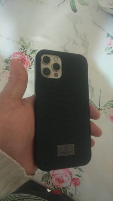 Айфон 12 про. Срочно!