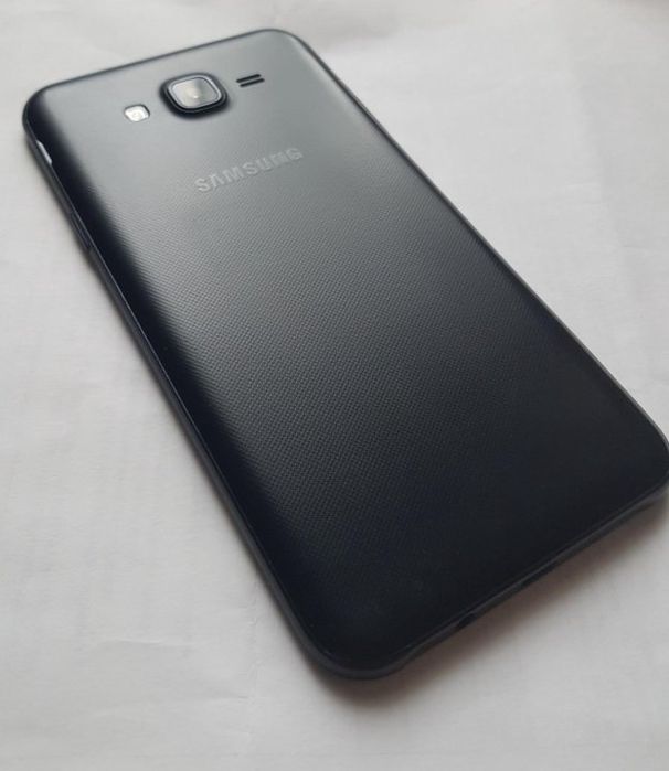 Полностью рабочий телефон Samsung Galaxy J7 NEO