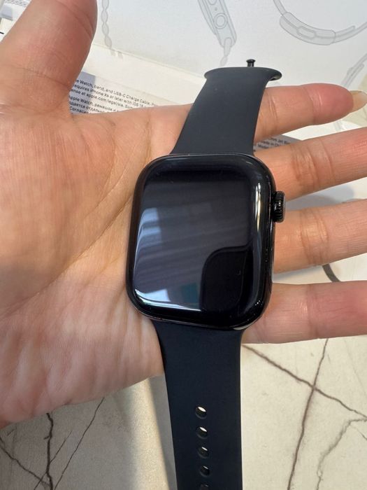 Продам Apple Watch 10