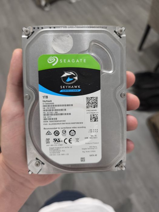 HDD Seagate skyhawk 1 tb