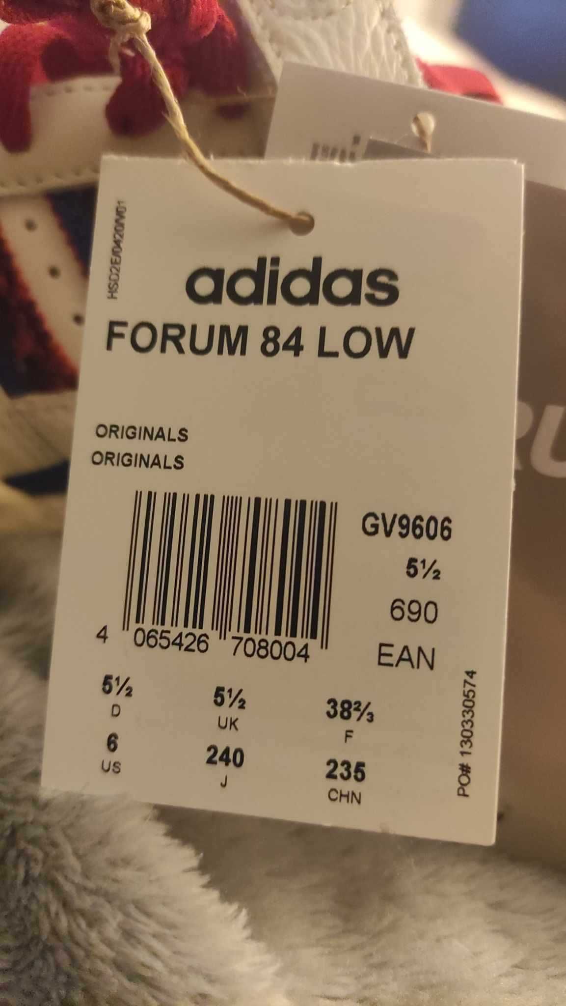 Adidas Originals
FORUM 84 LOW