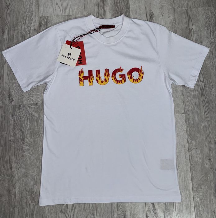 Tricouri Hugo/Armani Exchange noi!!