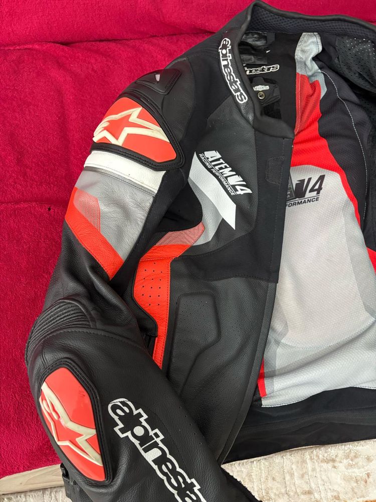 Alpinestars atem v4 яке