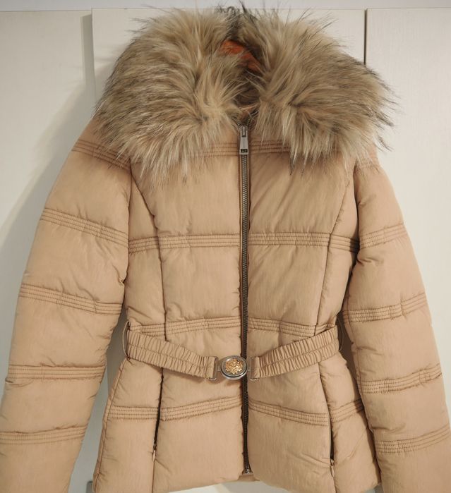 Дамско яке Guess