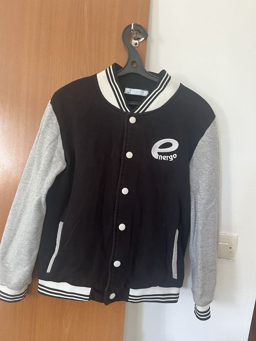 Продам  теплую кофту