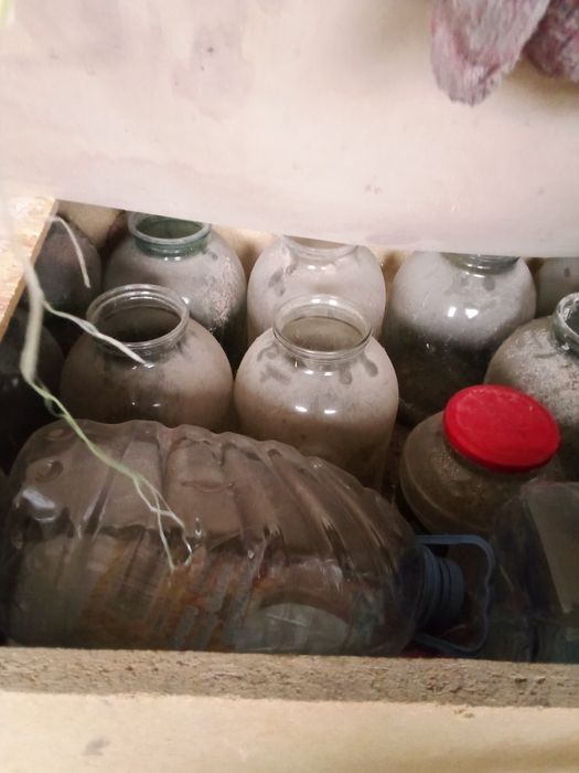 Продам банки 3 л