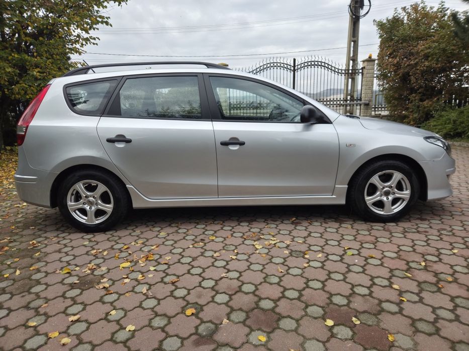 Hyundai 130 2011 euro 5 cu GPL