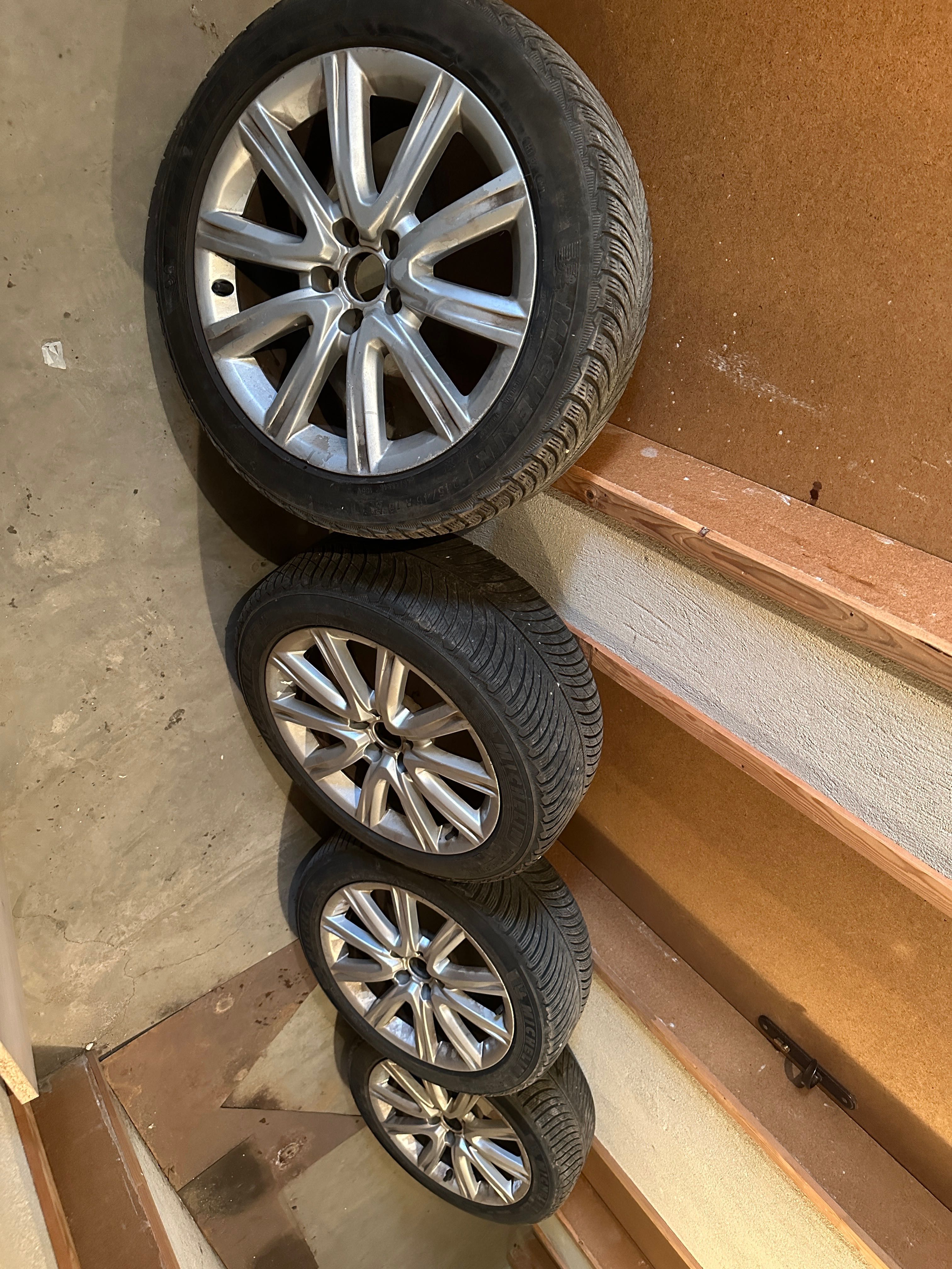 Джанти с гуми 18-ки 5х112 - Vag Group-(Audi-VW-Skoda-Seat)