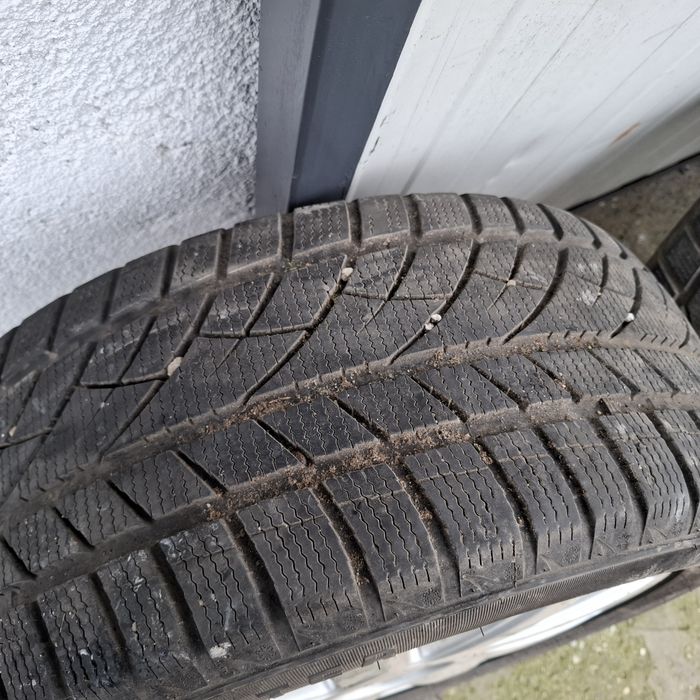 Vând roti vw pasat in stare foarte buna