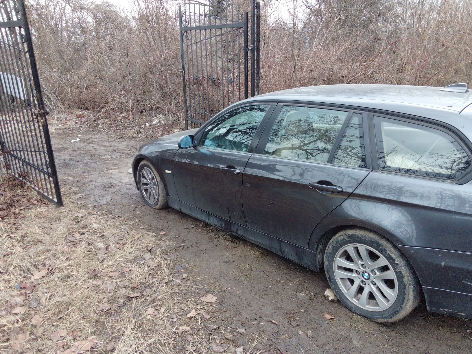 BMW E90 E91 E92 на части