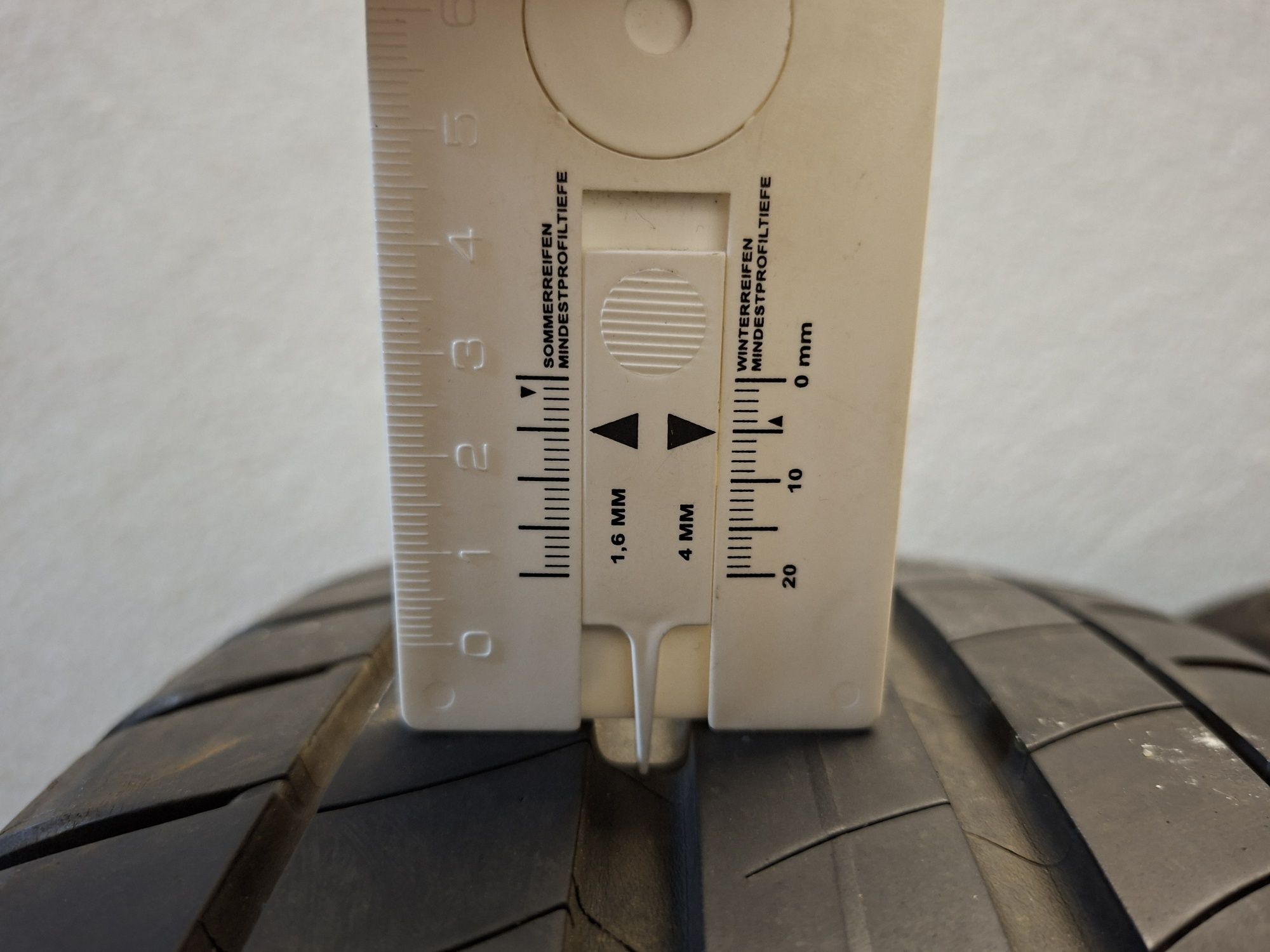 4 броя 215 65 17 michelin