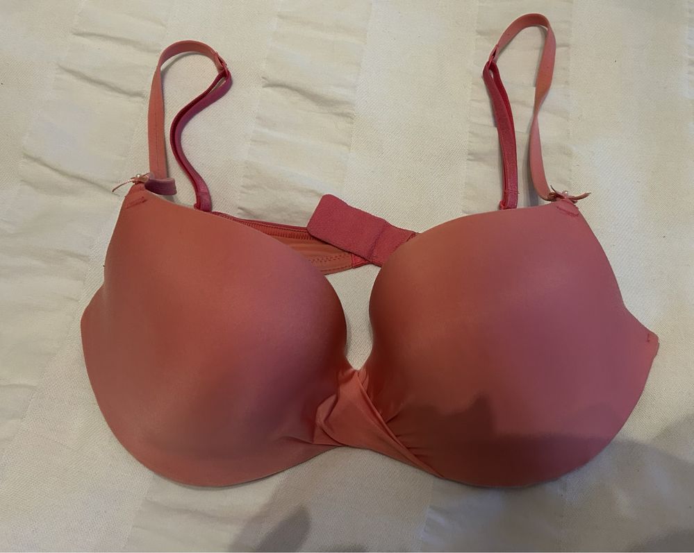 Sutien push up Victoria’s si Pink