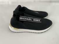 Liu Jo,Michael Kors,Calvin Klein,Guess,Karl Lagerfeld,Replay,Versace