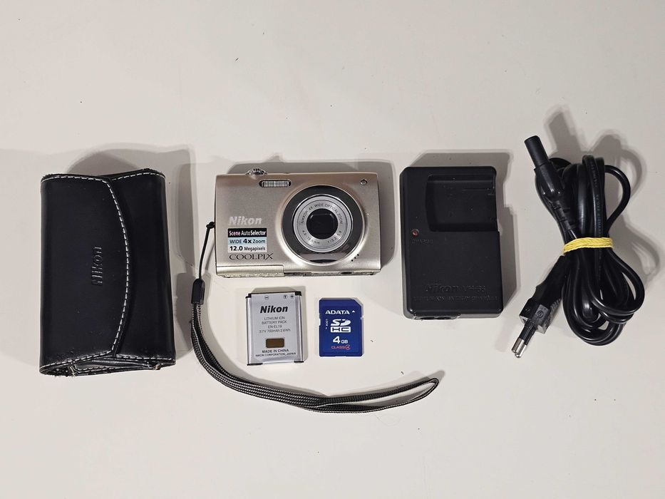 Aparat foto digital compact Nikon Coolpix S2500 Y2K 12MP 4xZoom