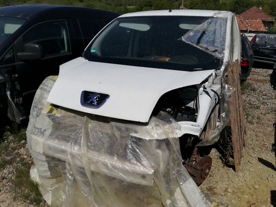 Dezmembrez Peuget Bipper Marfa 1.3 D 50KW 2010