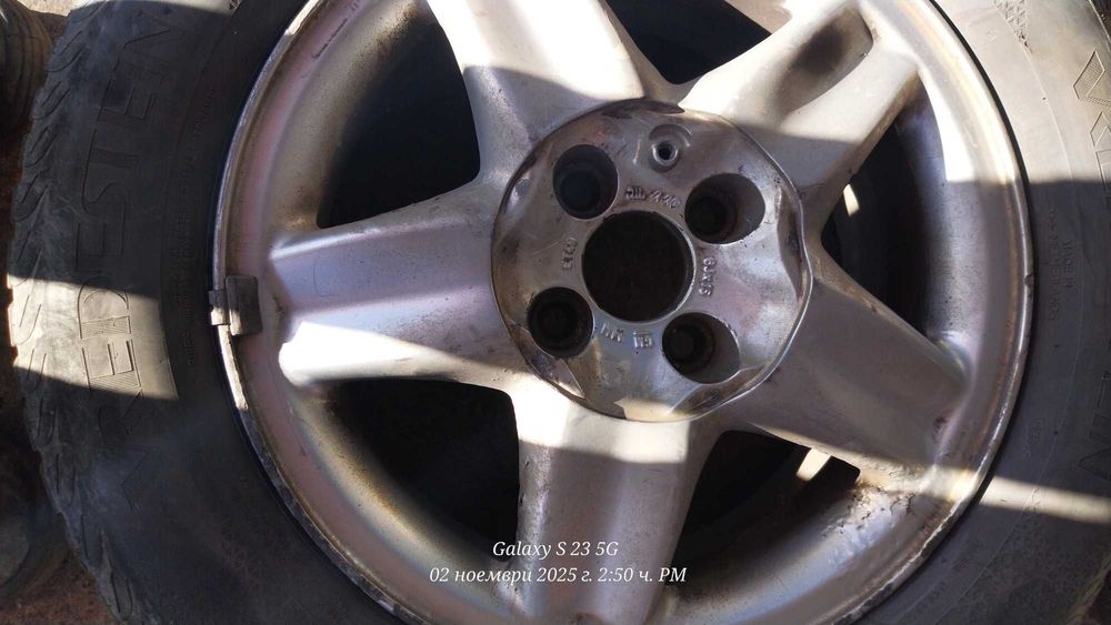 Гуми със джанти вектра Б