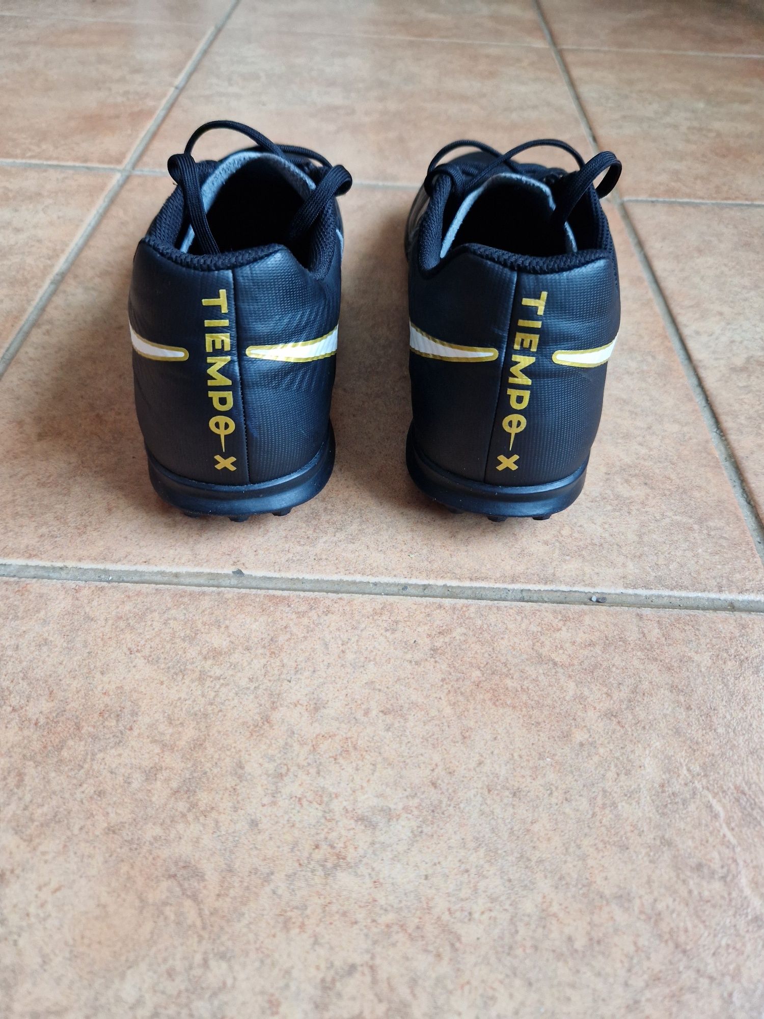 Pantofi fotbal sintetic Nike