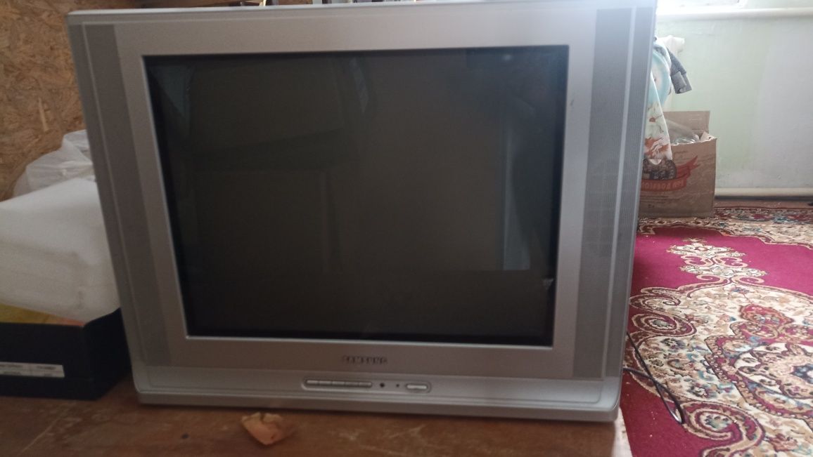 Телевизор LG продается