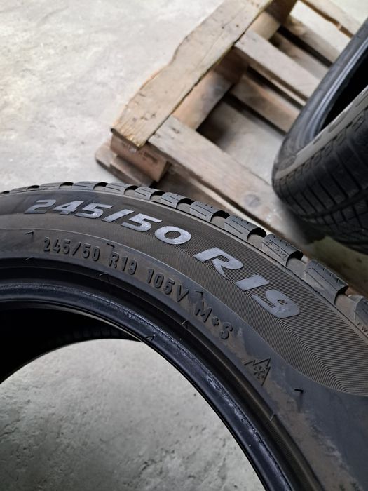 2 anvelope iarnă 245 50 r19 Pirelli