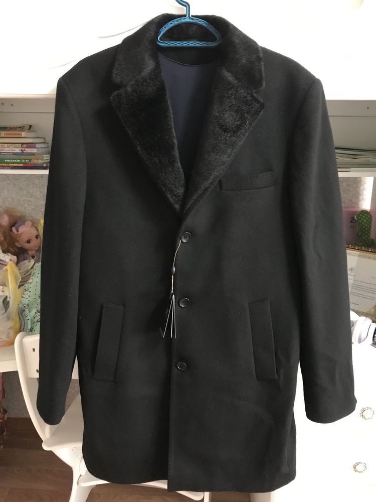 Продам мужское пальто