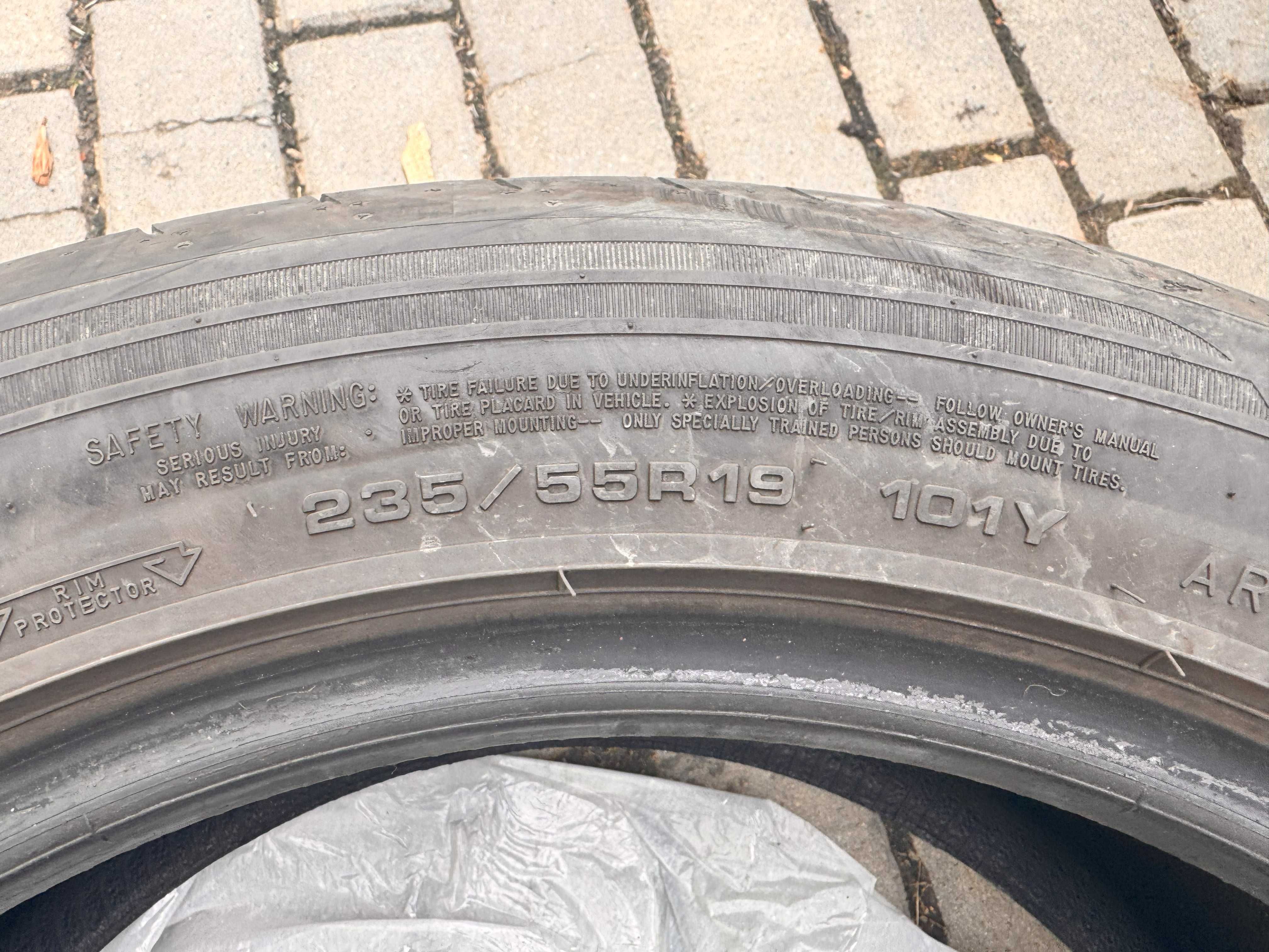 Cauciucuri SUV pentru vara marca  GoodYear SUV 235/55/R19